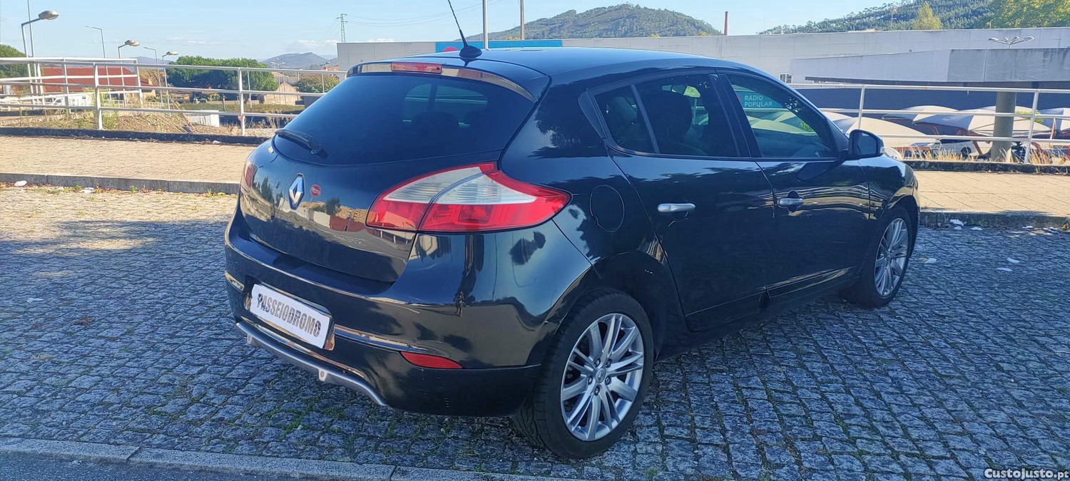 Renault Mégane GT LINE 1.5 dCi - 09 foto 3