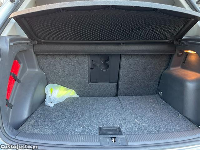 Volkswagen Golf Plus 1.6TDI Confort — fotografia 10