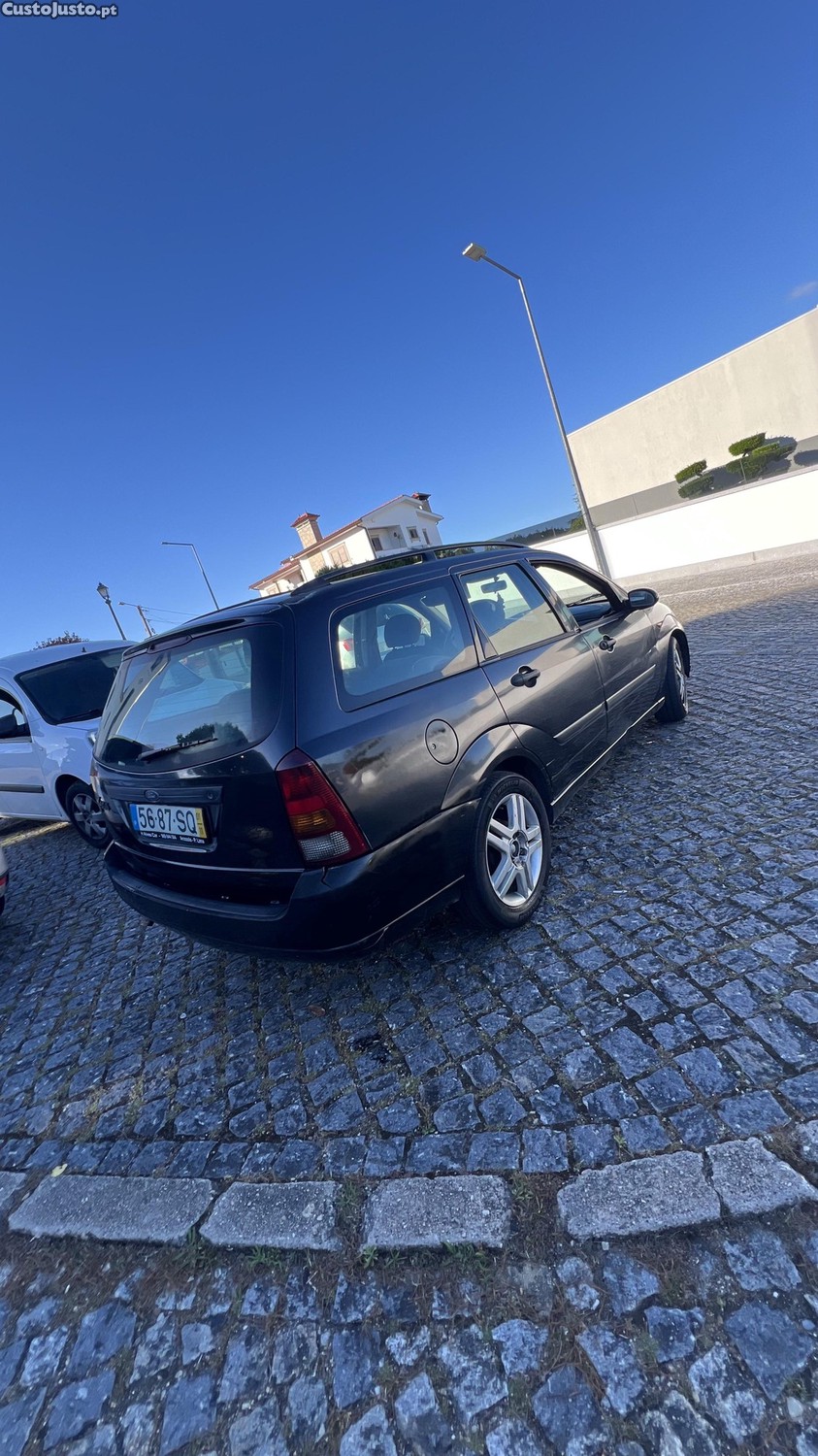 Ford Focus Glx — fotografia 8