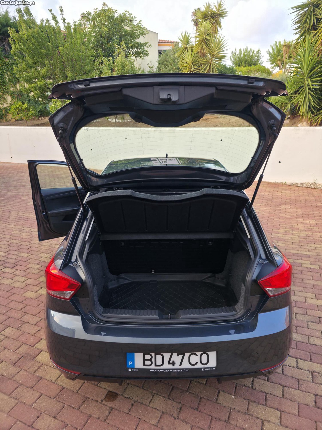 SEAT Ibiza Reference — fotografia 4
