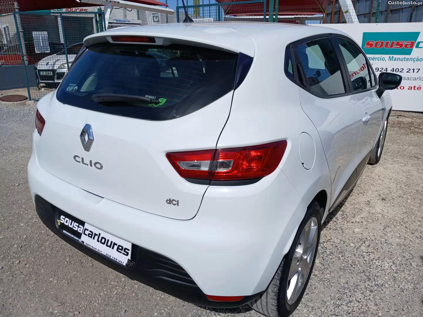 Renault Clio 1.5 dci confort — fotografia 17