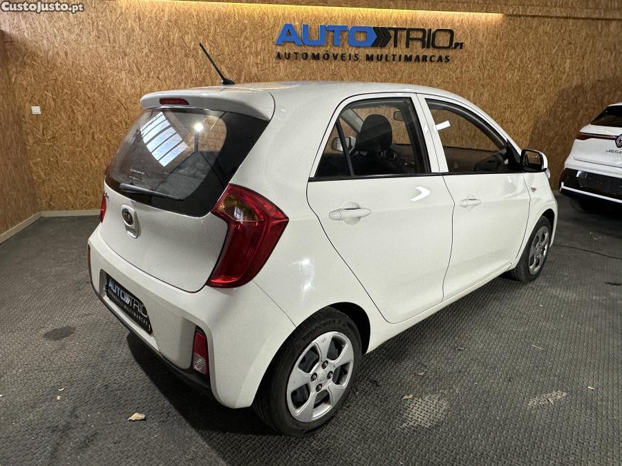 Kia Picanto 1.0 CVVT Urban — photo 3