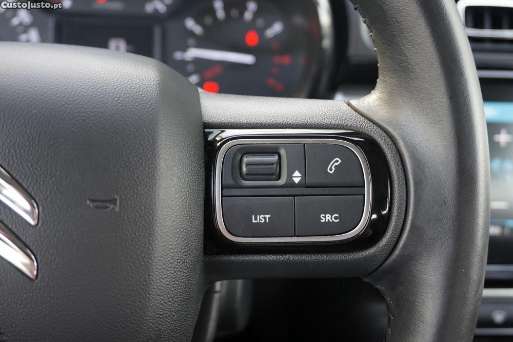 Citroën C3 1.2 PureTech Shine — fotografia 15