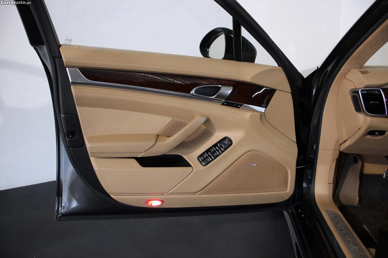 Porsche Panamera 4 GTS PDK — fotografia 19