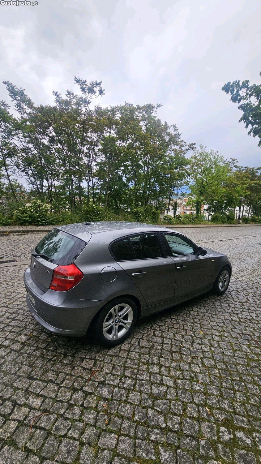 BMW 118 D 2.0 TB — fotografia 11