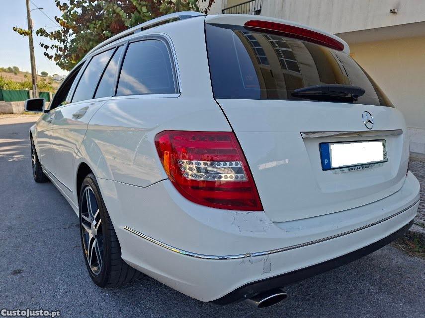 Mercedes-Benz C 220 CDI 170 CV / Avantgarde — fotografia 4