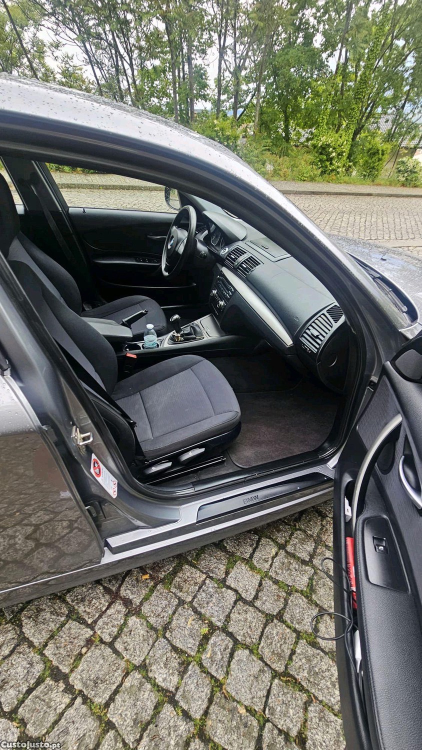 BMW 118 D 2.0 TB — fotografia 6