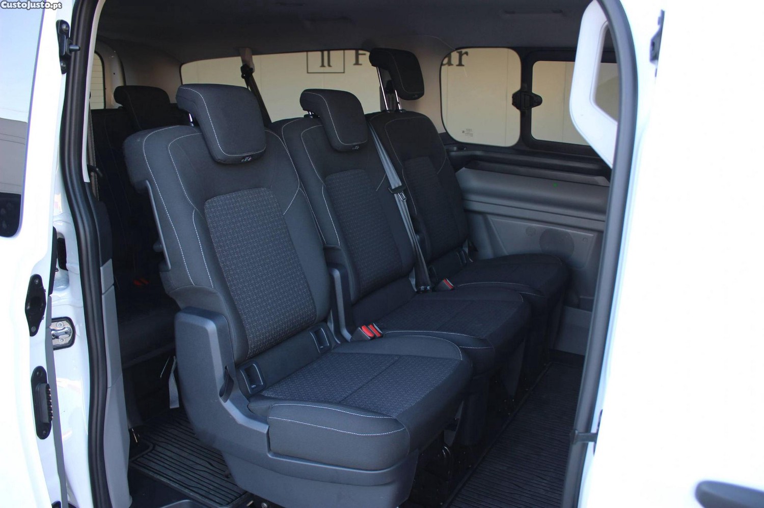 Ford Transit Custom 320 L2 2.0 EcoBlue Trend - 24 — photo 3