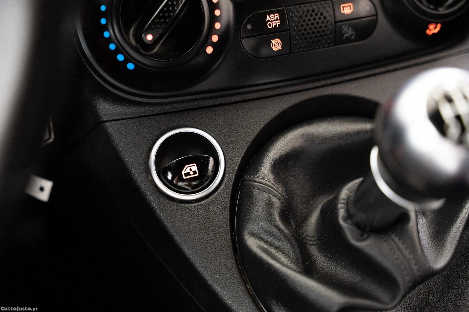 Fiat 500 1.0 Hybrid Connect — fotografia 4