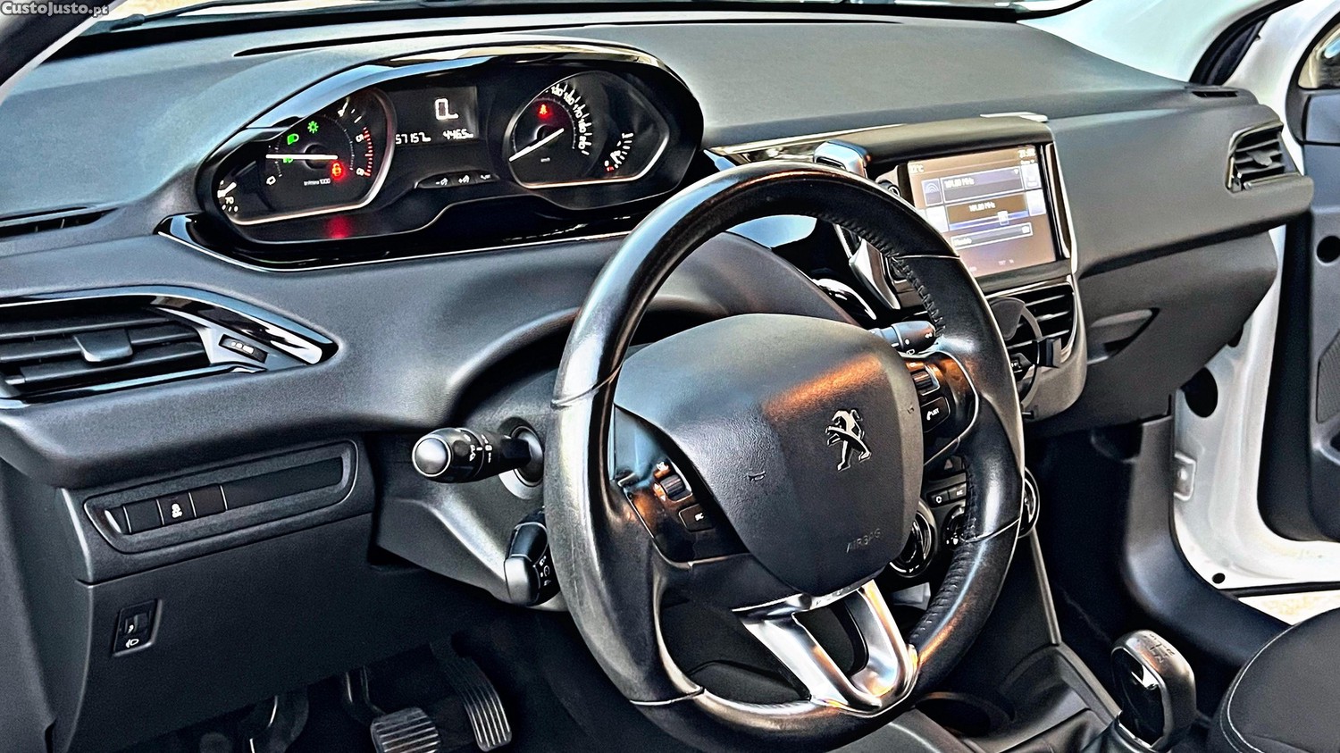 Peugeot 208 1.6 BlueHdi 2.L 100cv 13-2016 155.000 klm Nacional — fotografia 5