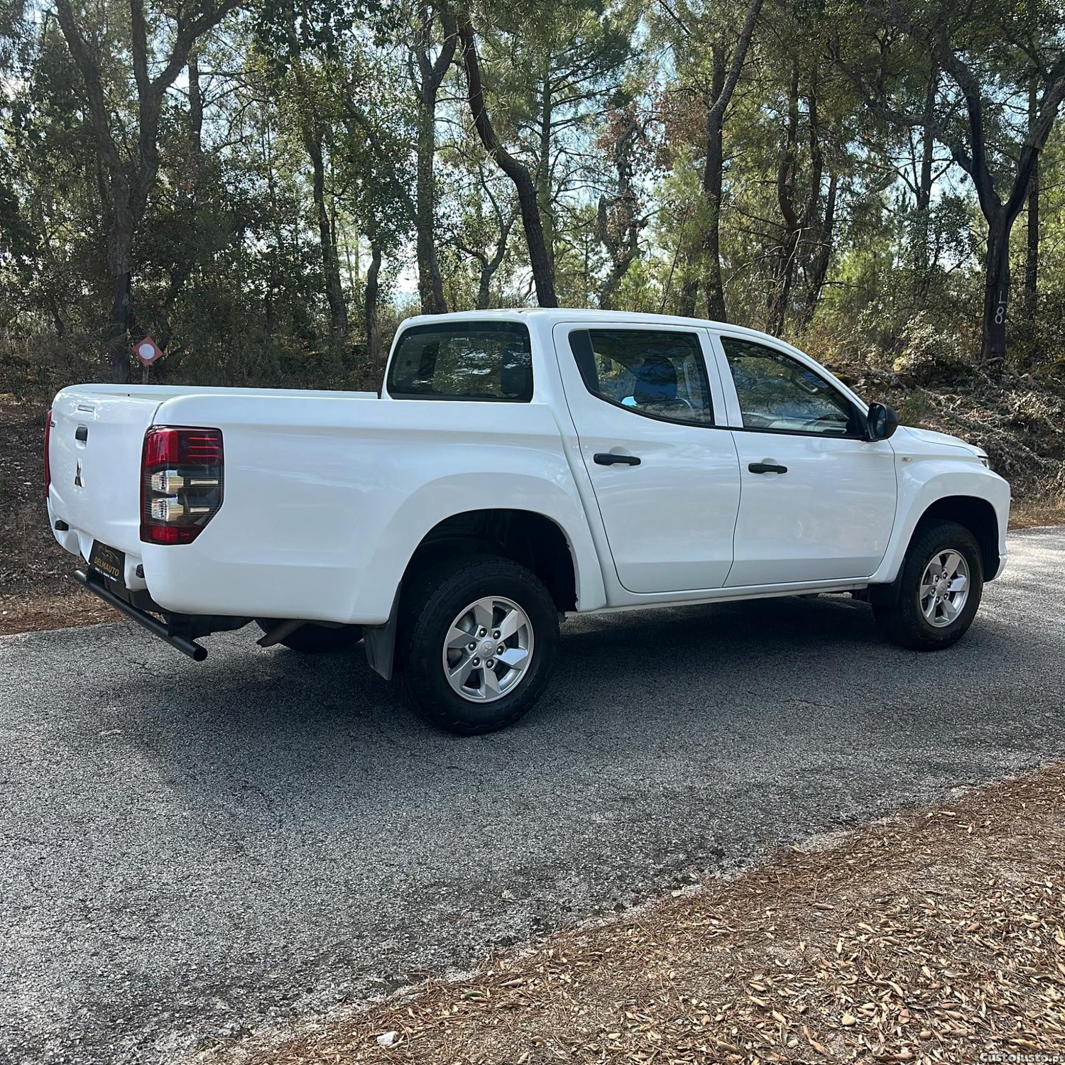 Mitsubishi L200 2.3 DI-D 4X4 SAPCE CAB INVITE NACIONAL — fotografia 8