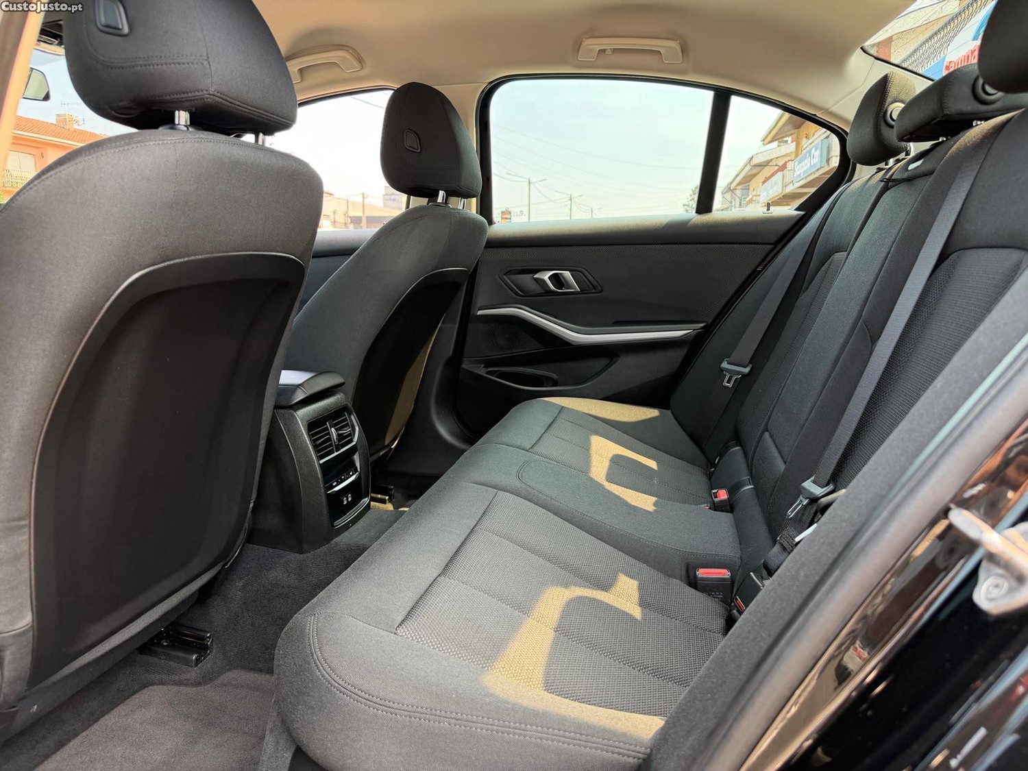 BMW 320 e Auto — fotografia 16