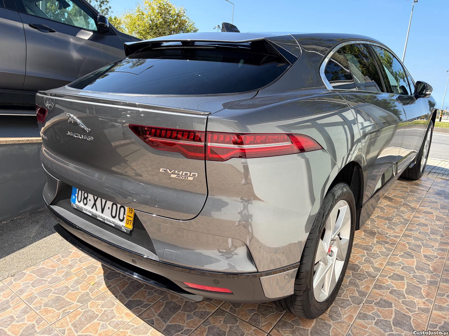 Jaguar I-Pace EV400 HSE FIRST EDITION AWD NACIONAL 1 ÚNICO DONO 400 CV IVA DEDUTÍVEL - 19 — photo 2