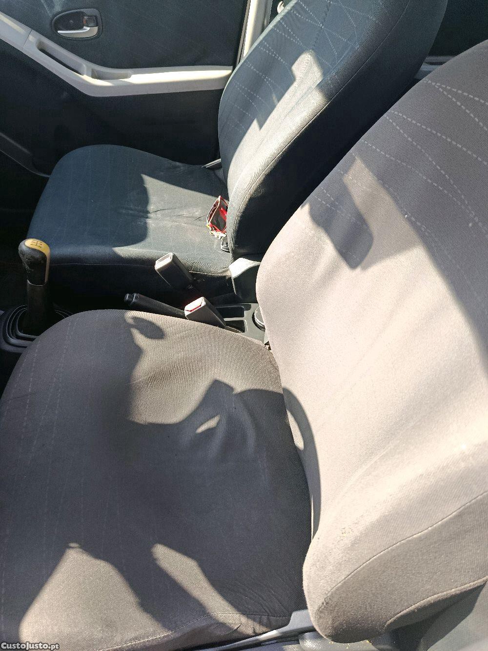Toyota Yaris d4d — fotografia 5