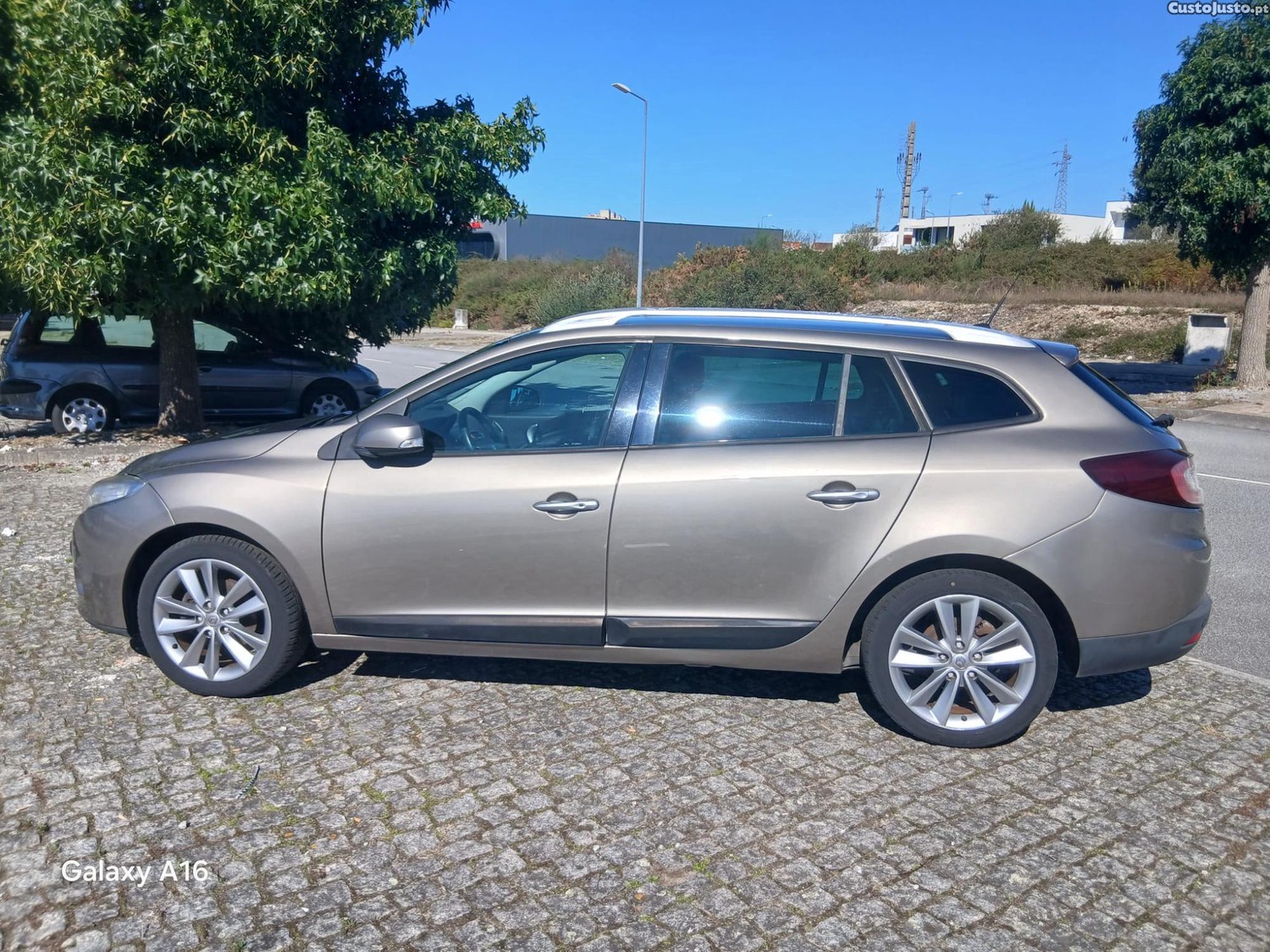 Renault Mégane III GRANDTOUR 1.5 dCi — photo 3