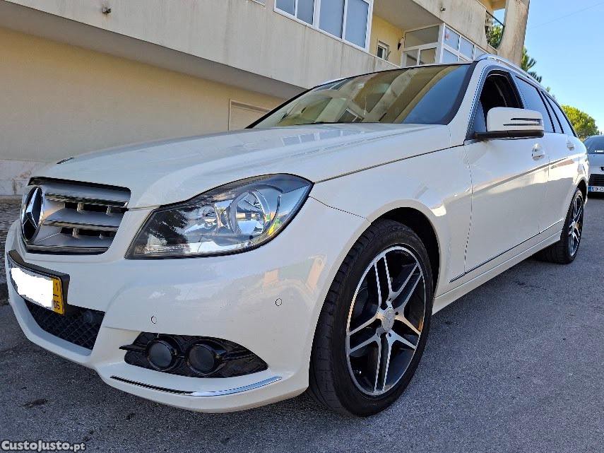 Mercedes-Benz C 220 CDI 170 CV / Avantgarde — fotografia 3
