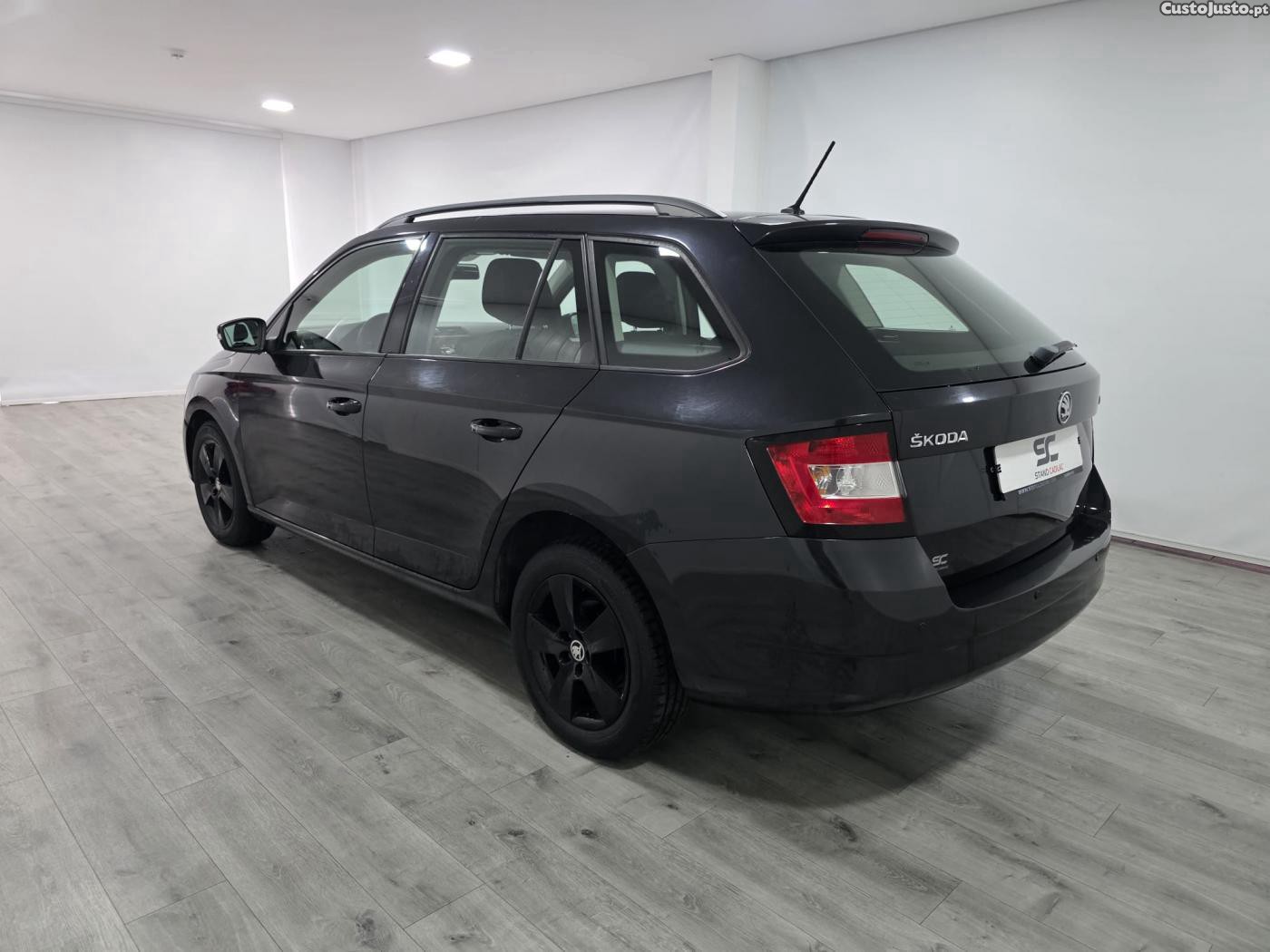 Skoda Fabia 1.0 Style — fotografia 15