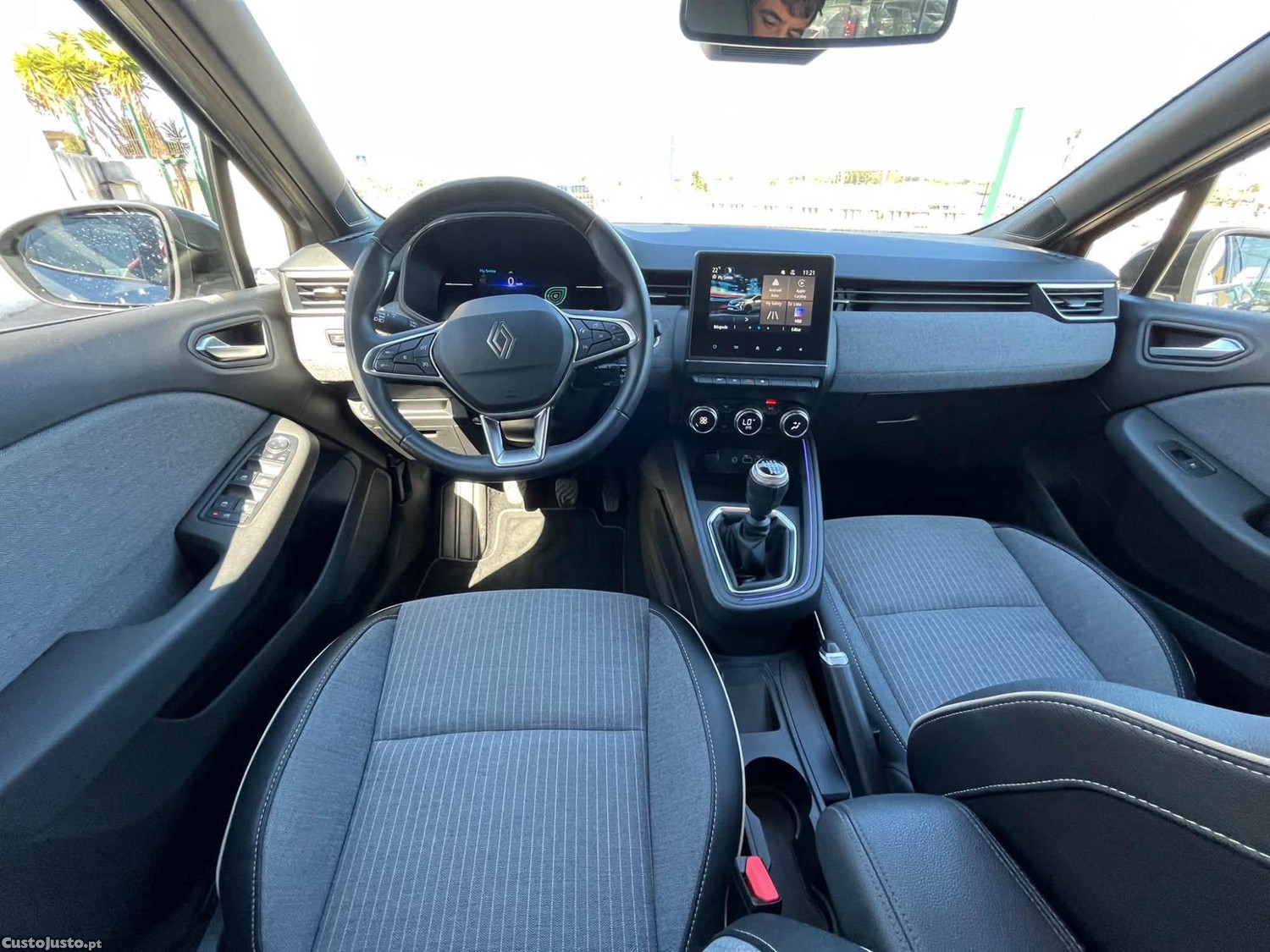 Renault Clio tecnho — fotografia 4