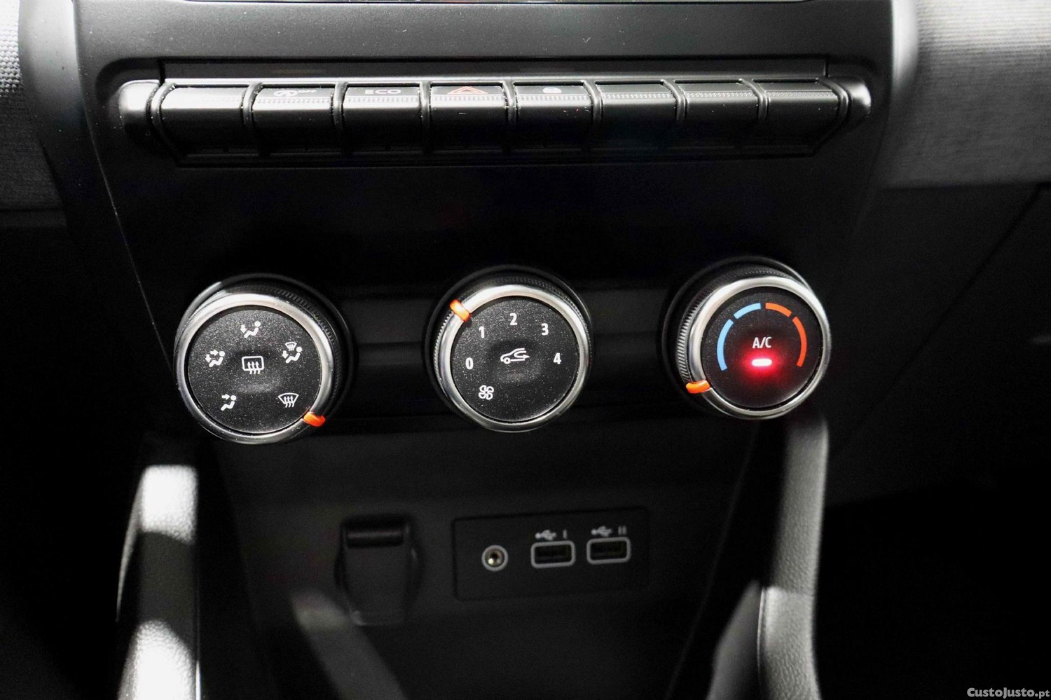 Renault Clio 1.0 TCe Evolution Bi-Fuel — fotografia 3