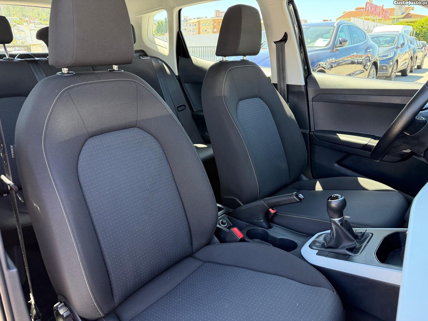 SEAT Arona 1.0 TSI Style — fotografia 9