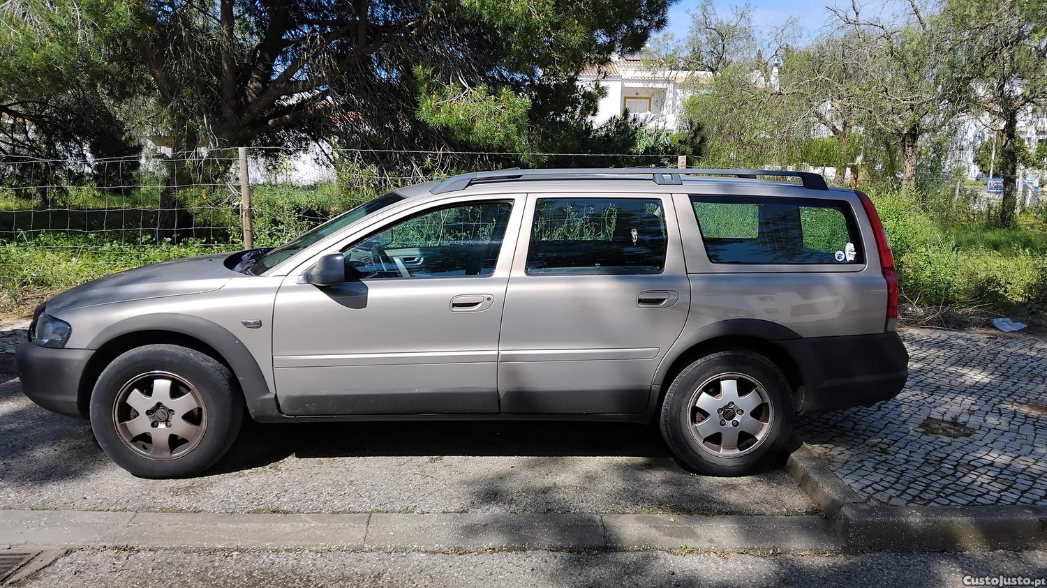 Volvo XC70 D5 AWD Cross Country - 03 foto 3