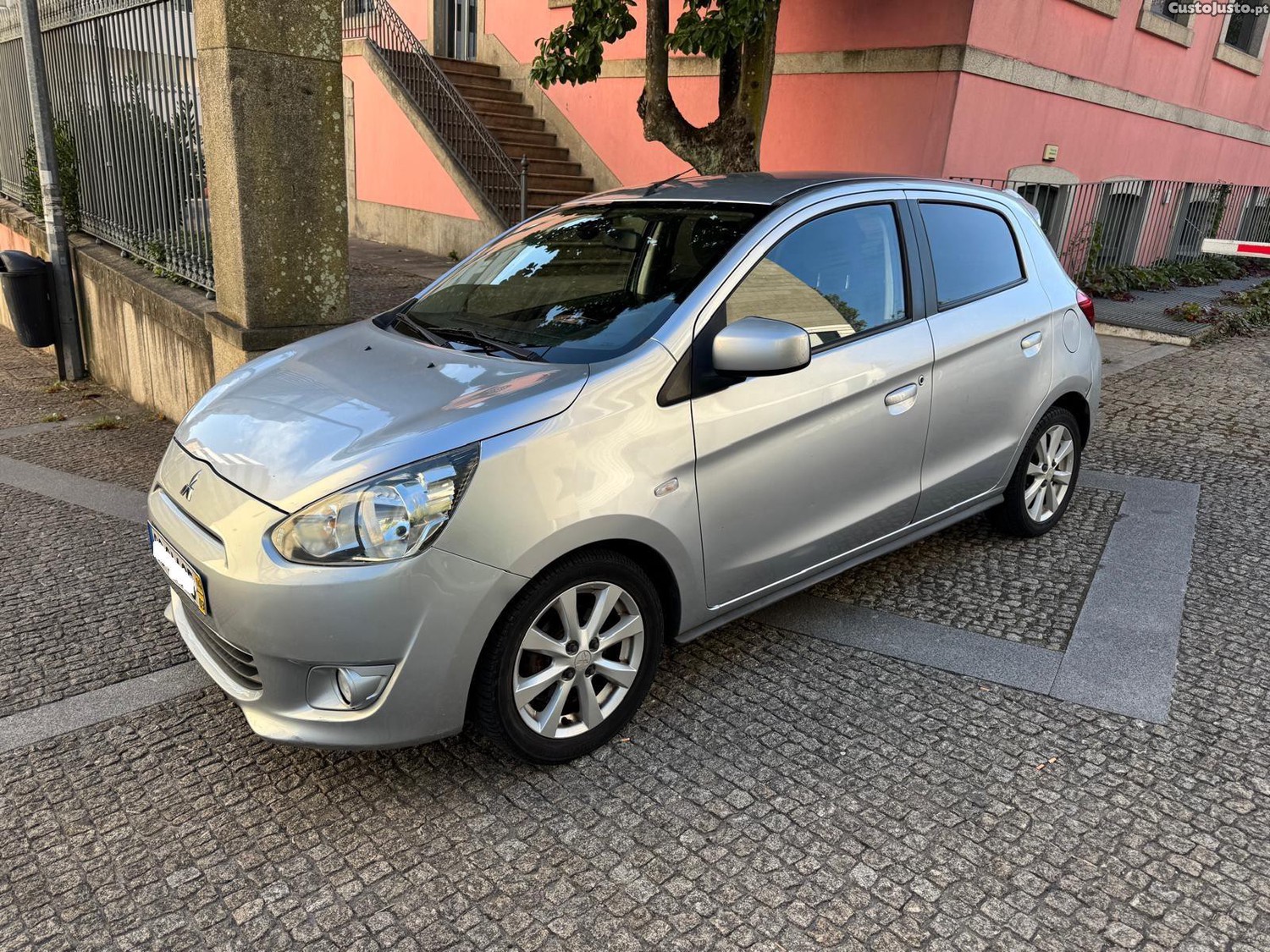 Mitsubishi Space Star Star - 14 foto 2