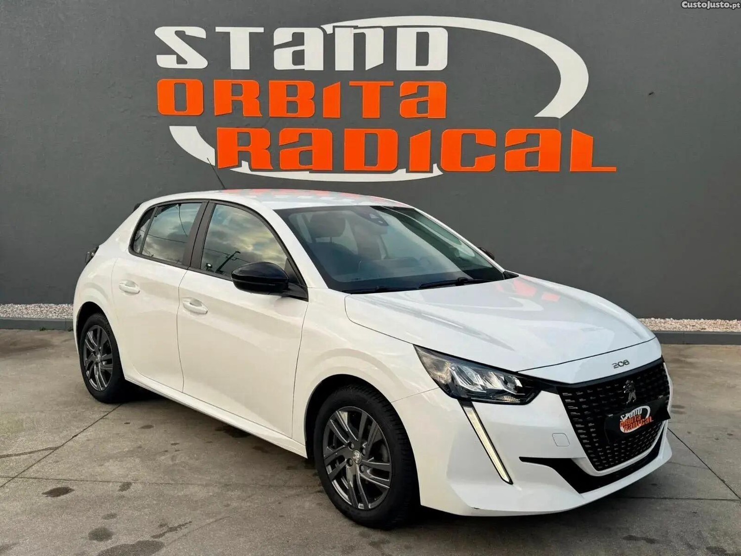 Peugeot 208 1.2 PureTech Active - 22 foto 3