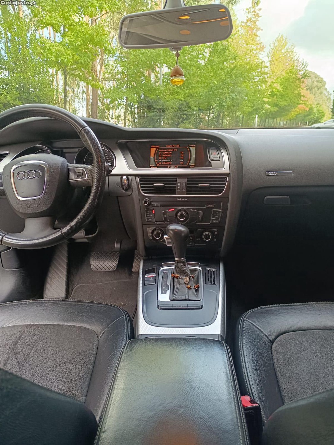 Audi A5 2.0 - 09 foto 4