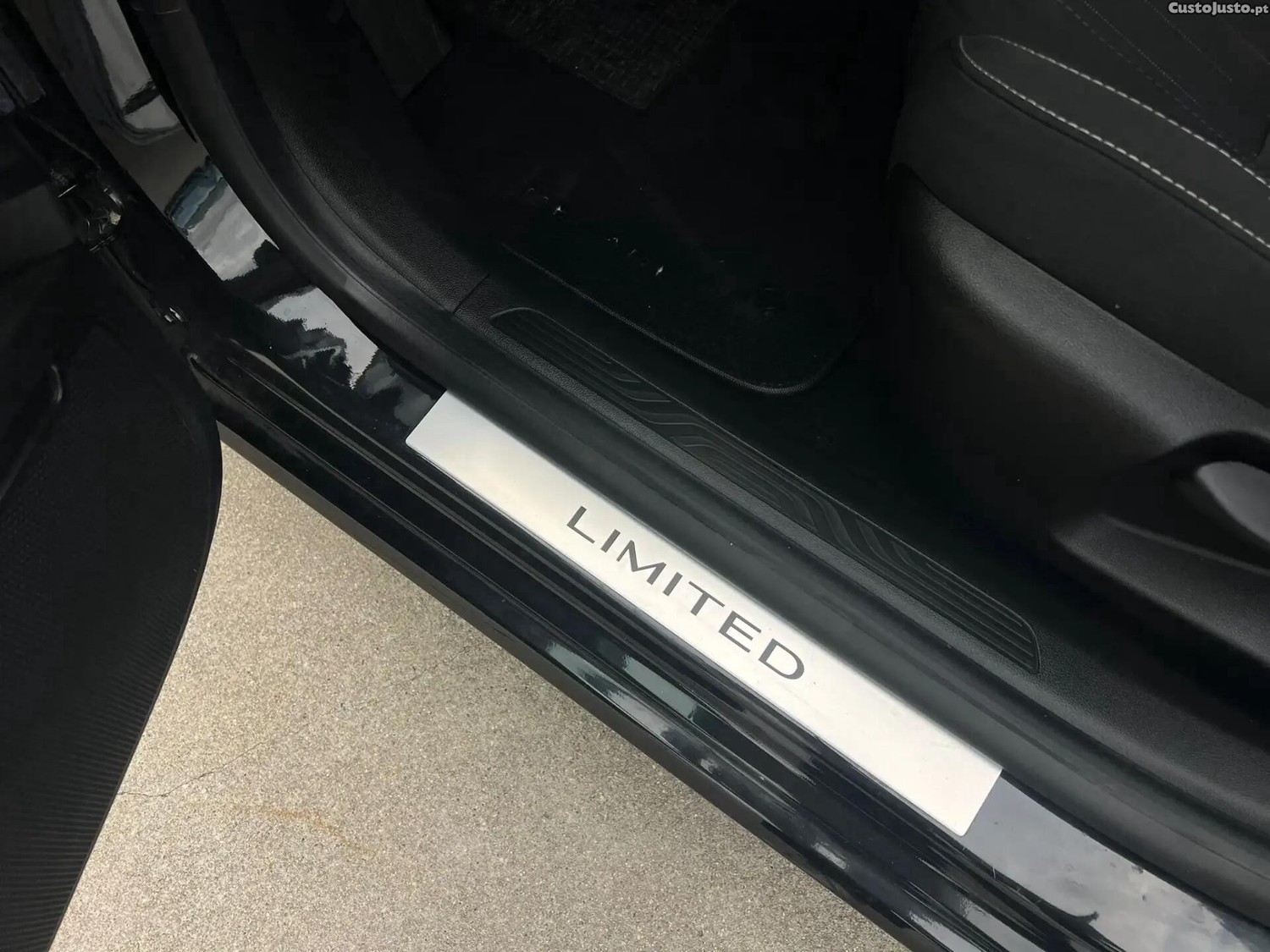 Renault Mégane 1.5 Blue dCi Limited — fotografia 7
