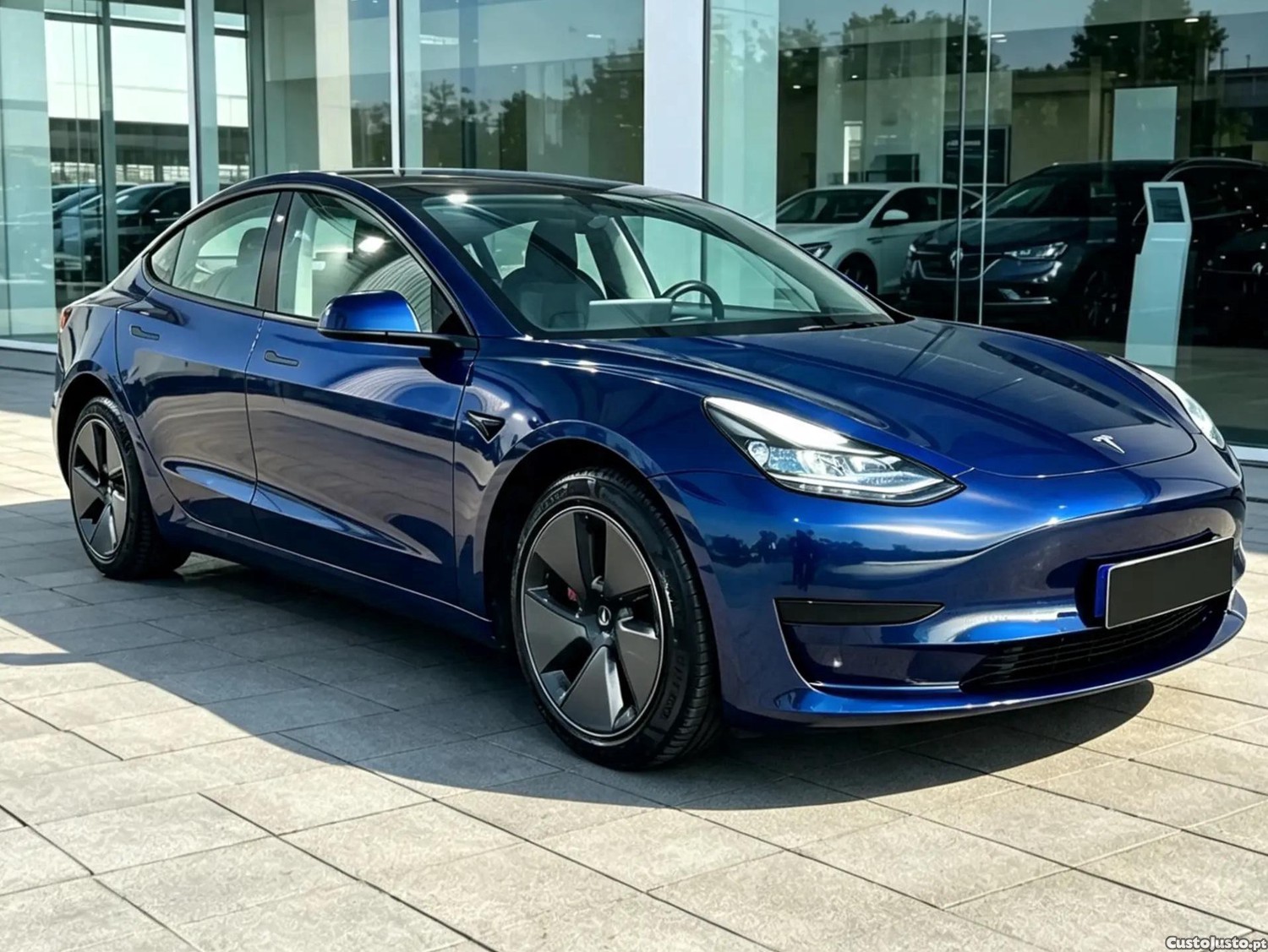 Tesla Model 3 Standard Range Plus RWD — fotografia 6
