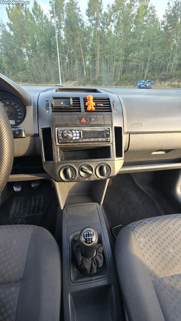 Volkswagen Polo 1.2 12V — fotografia 2