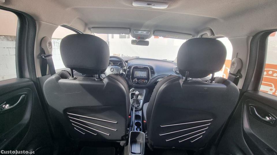 Renault Captur 0.9 — fotografia 4