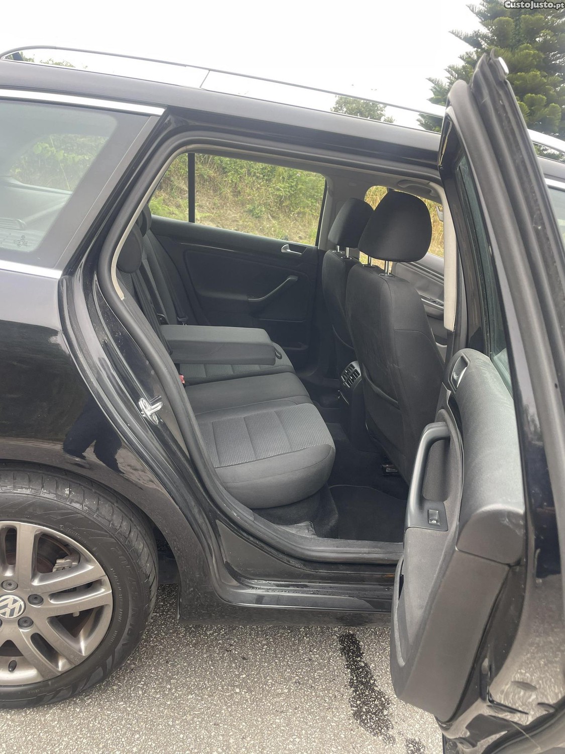 Volkswagen Golf 1.6 TDI confortline — fotografia 4