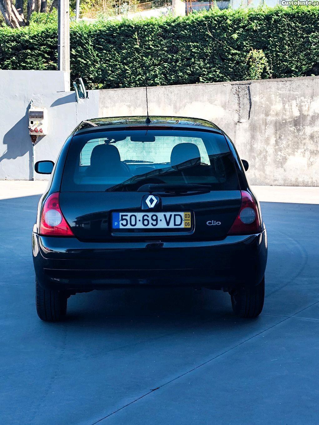 Renault Clio 1.5 CDI — fotografia 6