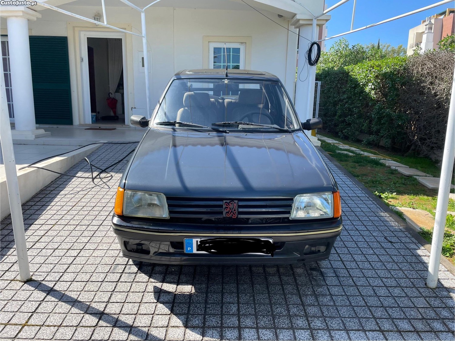 Peugeot 205 XT — fotografia 9