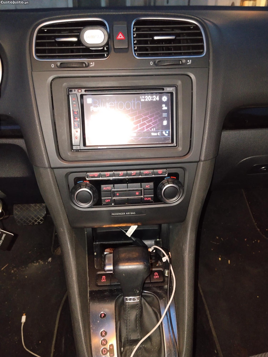 VW Golf 1.6l TDI 105 CH DSG CONFORTLINE BLUEMOTION - 11 foto 4