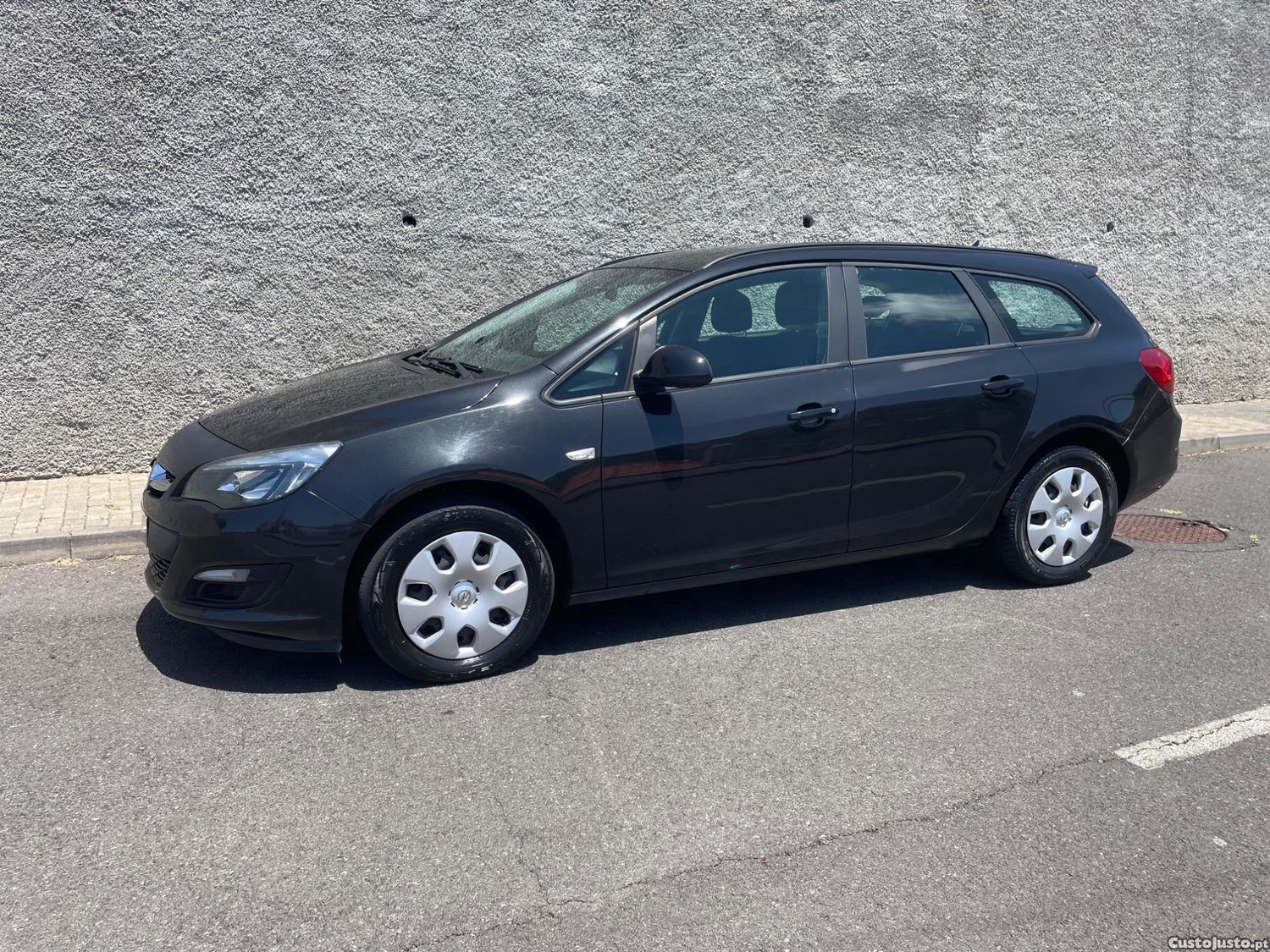Opel Astra J sports tourer 1.6 CDTi — fotografia 8