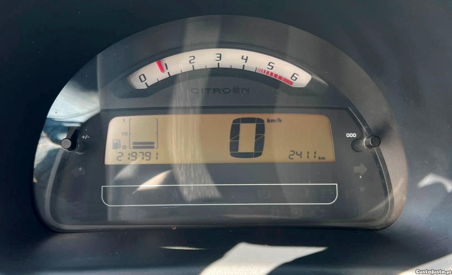 Citroën C2 1.4 HDI 70cv VTR Comercial 2L / 50eur. mês — fotografia 6
