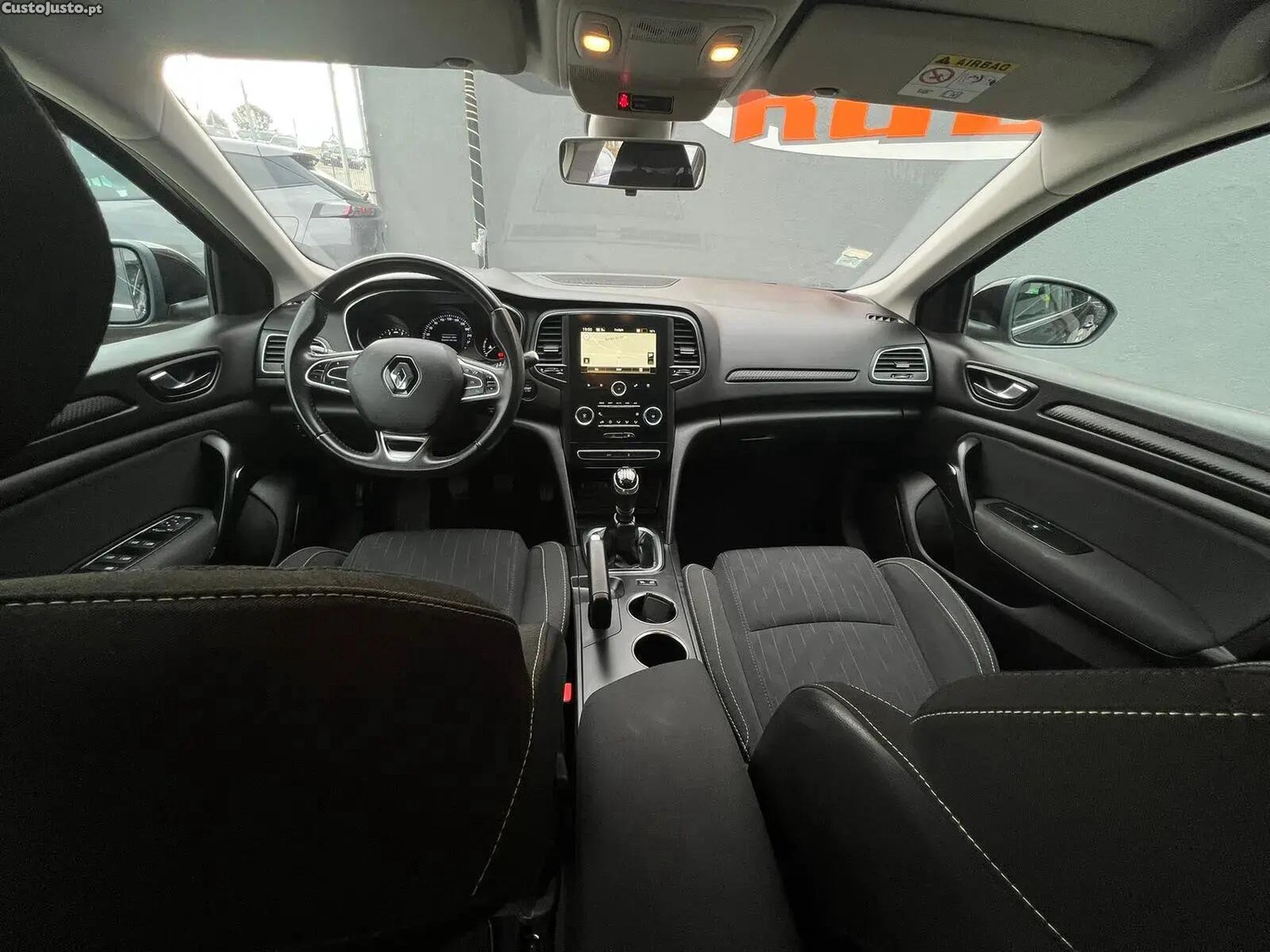 Renault Mégane 1.5 Blue dCi Limited — fotografia 8