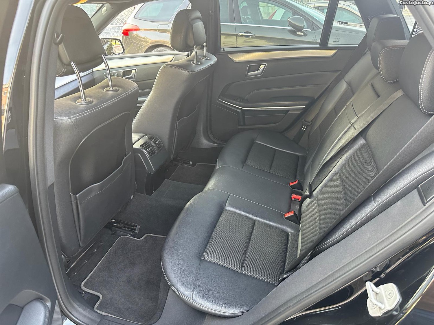 Mercedes-Benz E 250 Avantgard — fotografia 7