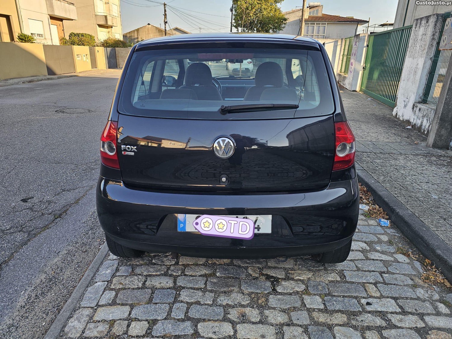 Volkswagen Fox 1.2 Gasolina — fotografia 7