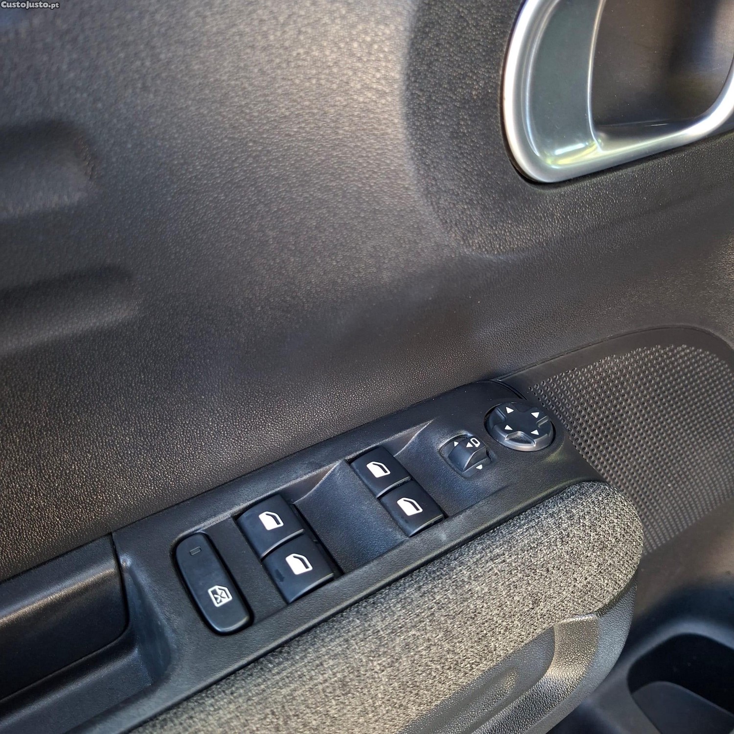 Citroën C3 1.2 PureTech C-Series — fotografia 4