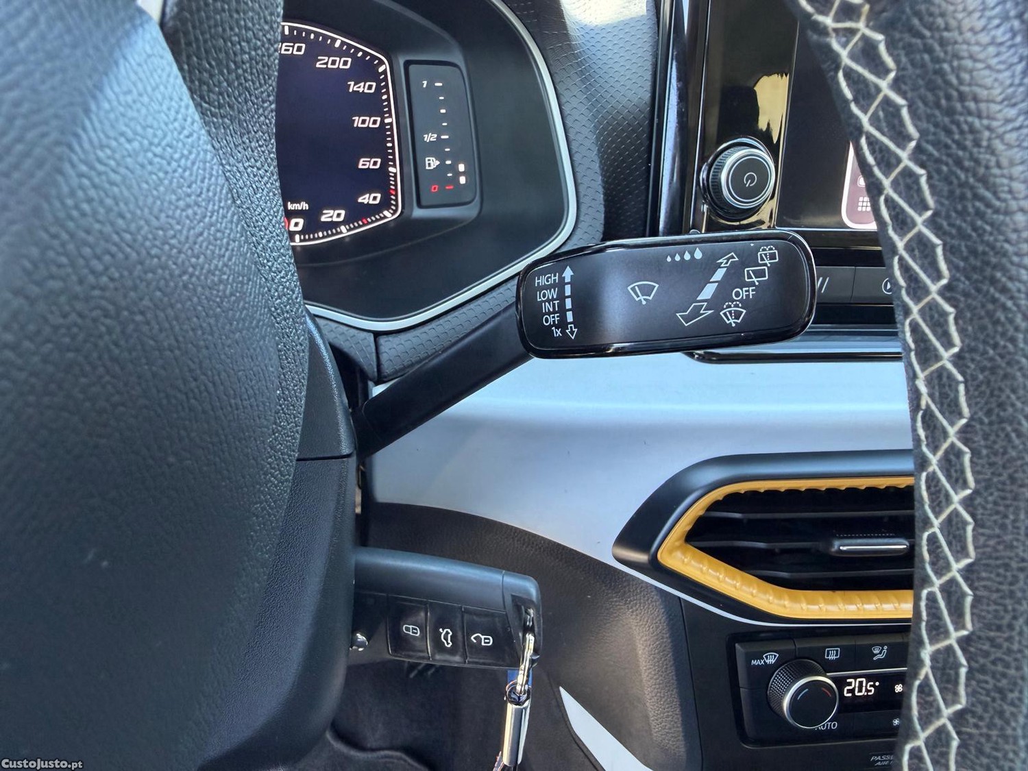 SEAT Arona 1.0 TSI Style — fotografia 4