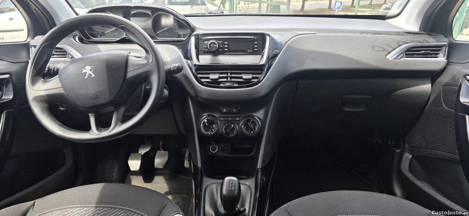 Peugeot 2008 1.6 BlueHDi Active — fotografia 4
