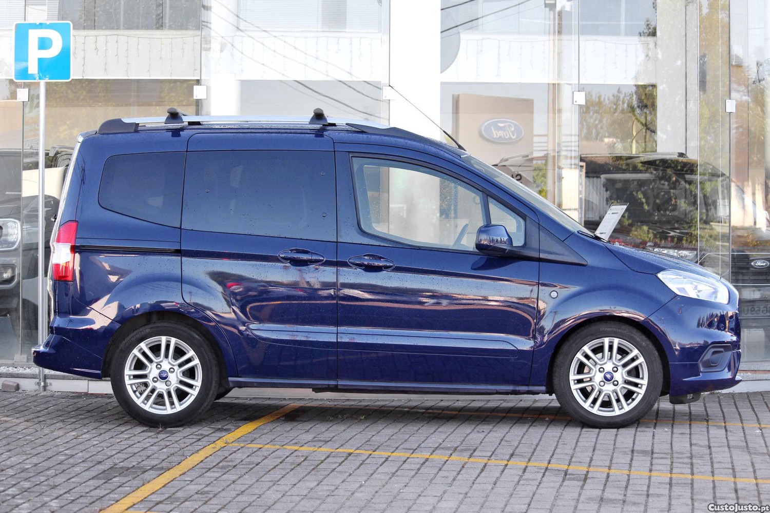 Ford Tourneo 1.0 EcoBoost Titanium - 19 foto 5
