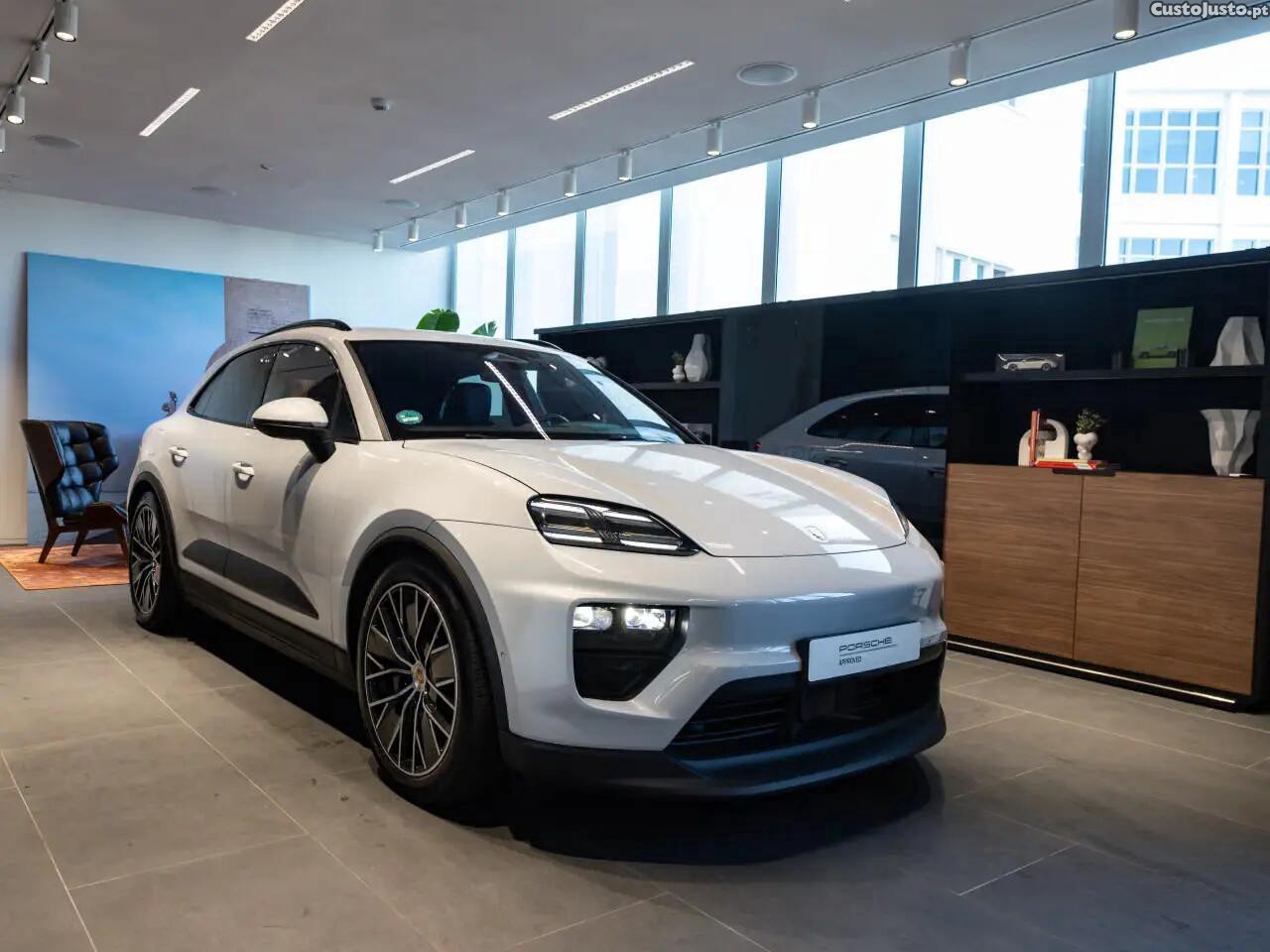 Porsche Macan Electric 4 — fotografia 9