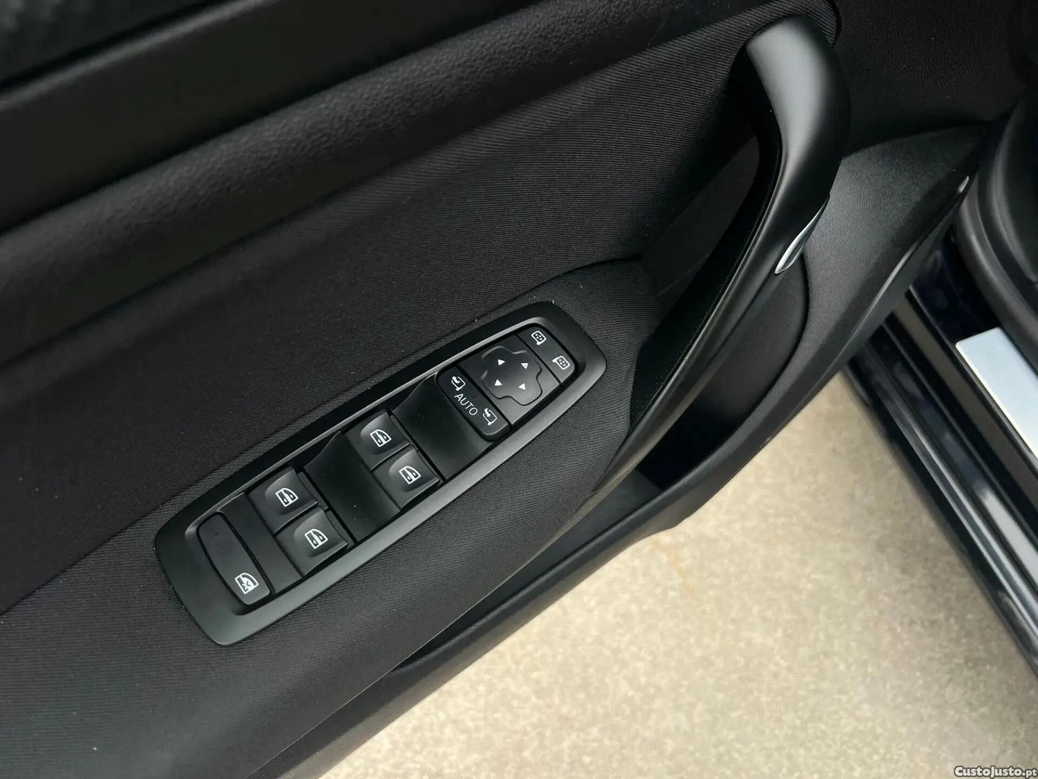 Renault Mégane 1.5 Blue dCi Limited — fotografia 6
