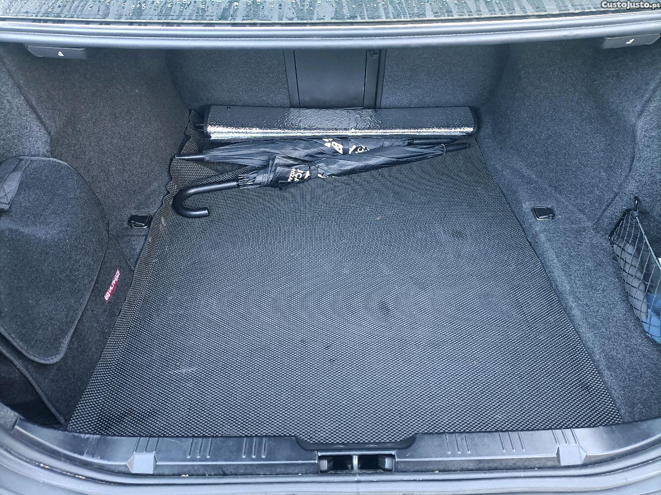 BMW 520 2.0 — fotografia 5