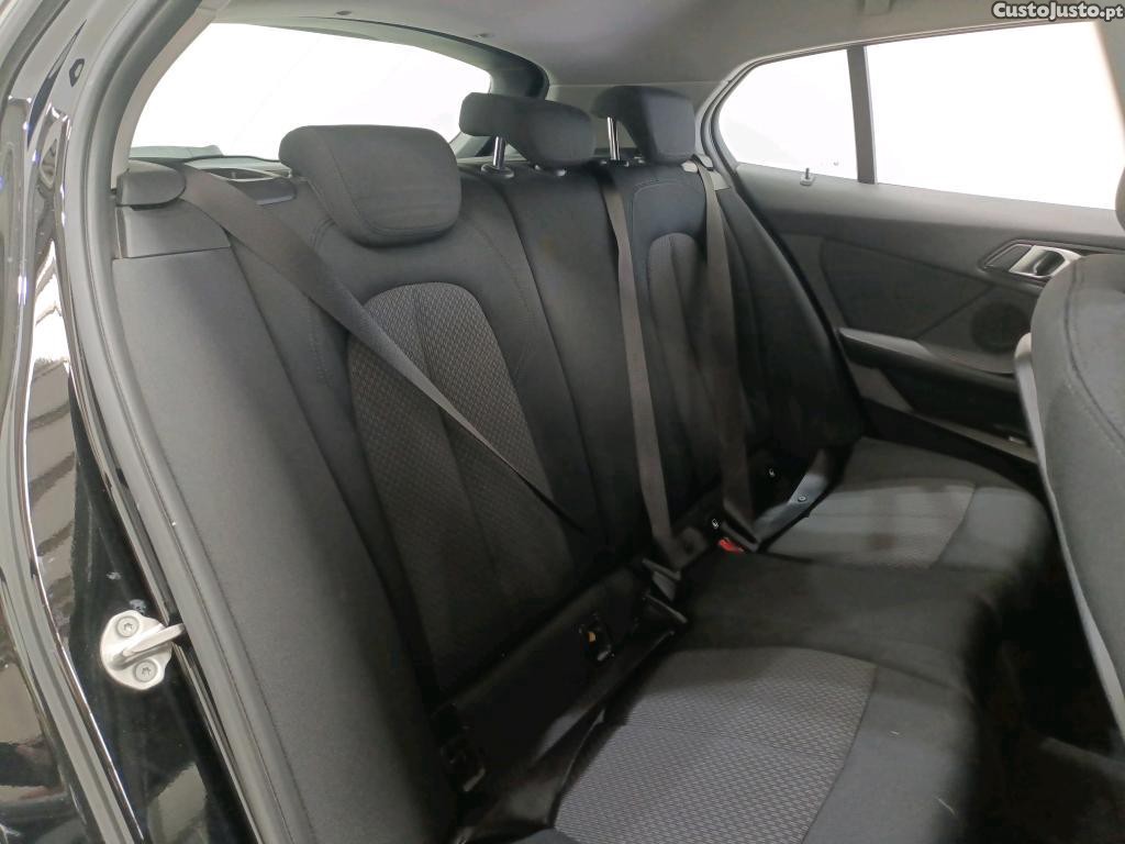 BMW 116 D ADVANTAGE (AUTO) - 21 foto 5