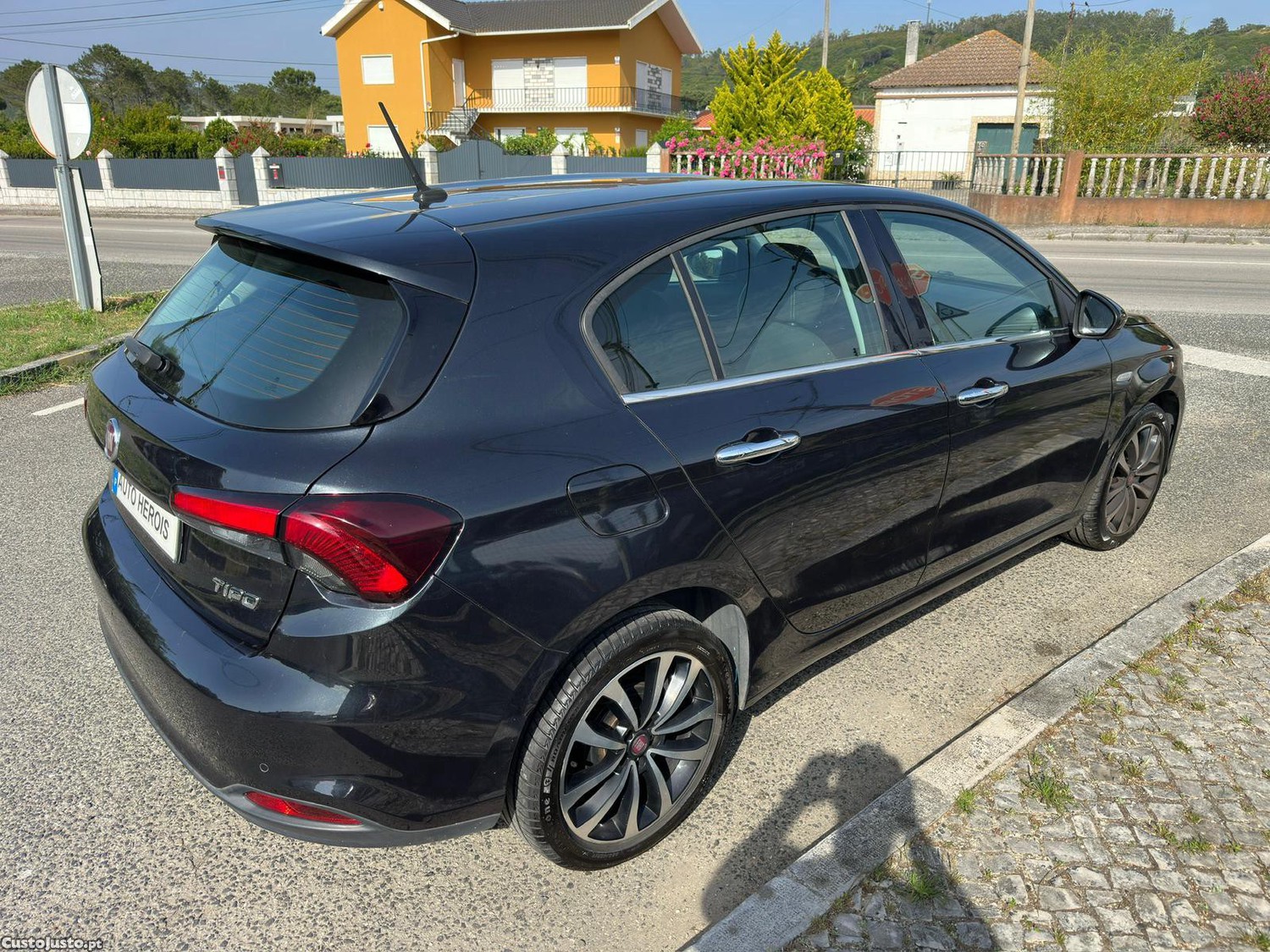 Fiat Tipo 1.3 Multijet Diesel Lounge — fotografia 10